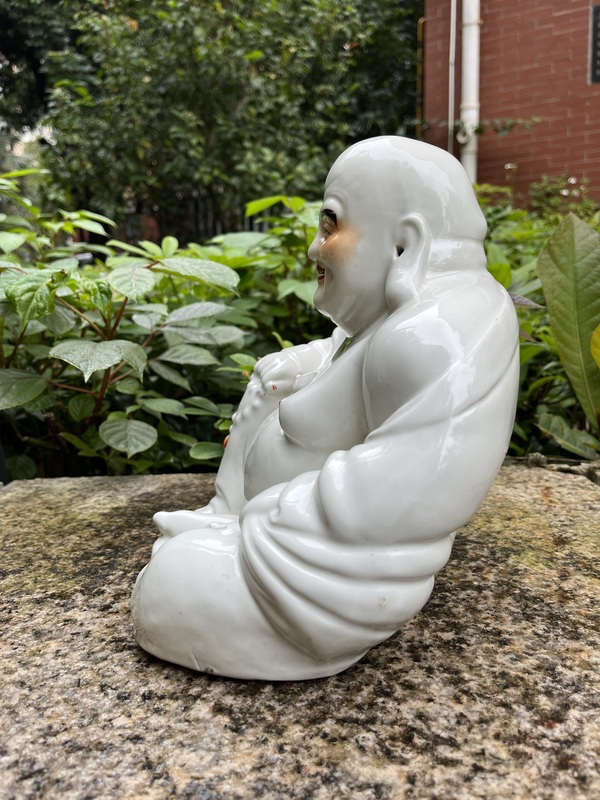 古玩陶瓷白彌勒佛塑像拍賣,當(dāng)前價(jià)格2500元