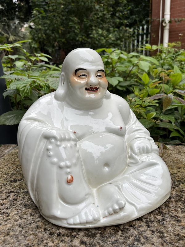 古玩陶瓷白彌勒佛塑像拍賣,當(dāng)前價(jià)格2500元