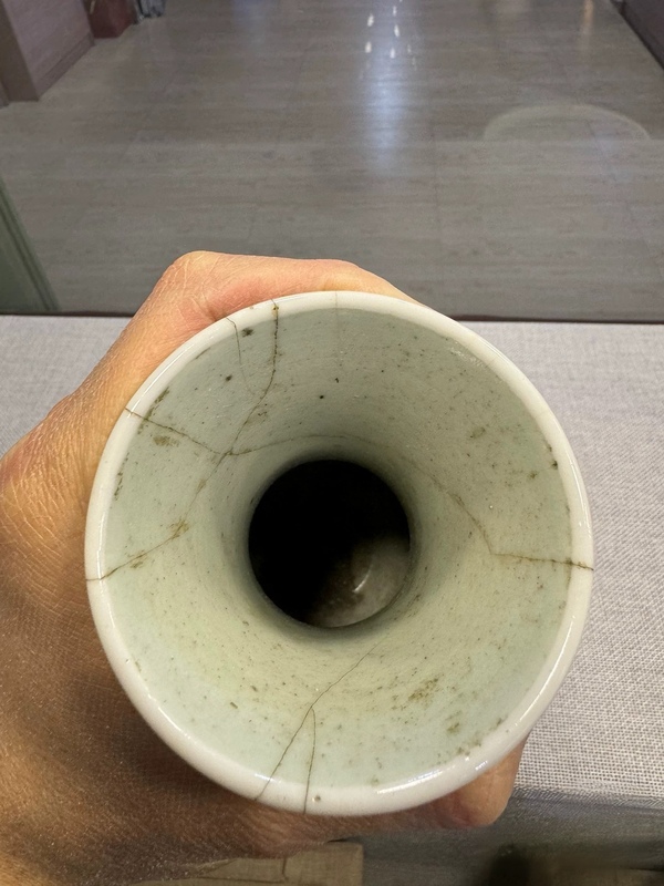 古玩陶瓷清中期郎紅釉撇口琵琶尊拍賣,當前價格3800元