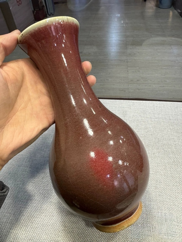 古玩陶瓷清中期郎紅釉撇口琵琶尊拍賣,當前價格3800元