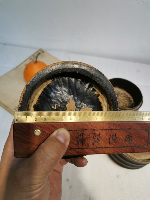 古玩雜項(xiàng)竹盒拍賣(mài)，當(dāng)前價(jià)格500元