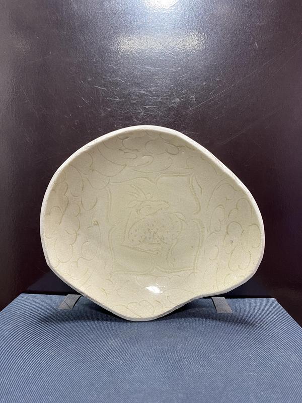 古玩陶瓷宋影青釉刻鹿紋杯托拍賣,當(dāng)前價(jià)格1680元