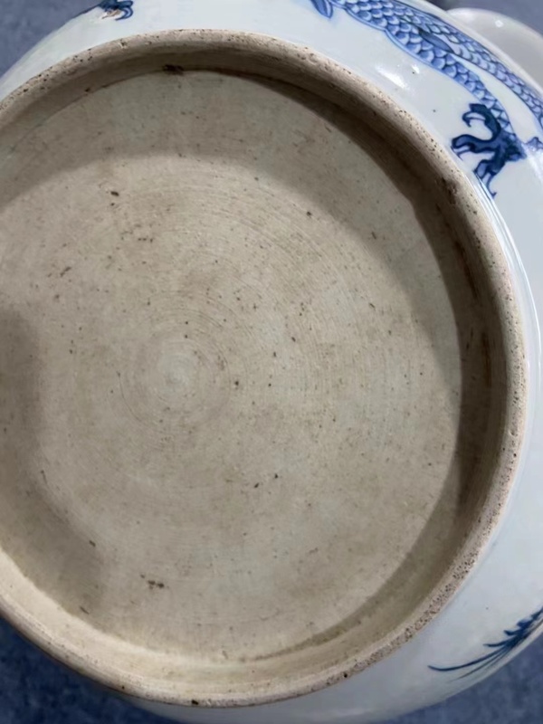 古玩陶瓷清雍正過墻龍紋青花盤拍賣,當前價格8500元
