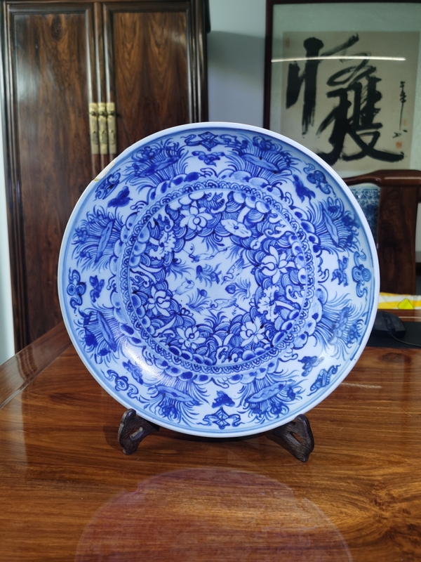 古玩陶瓷青花滿池矯圖大盤拍賣,當前價格21000元