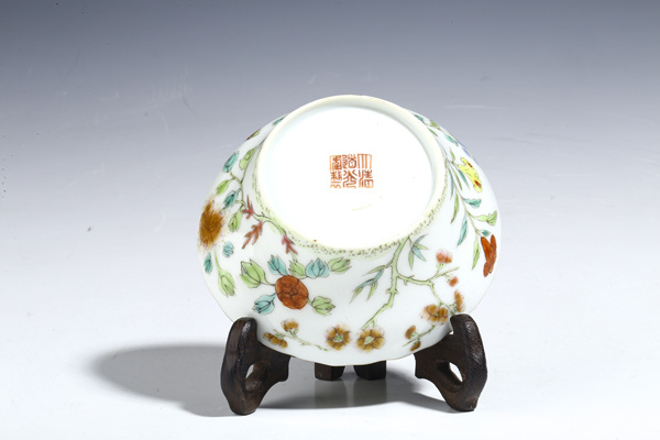 古玩陶瓷精品民窯-清道光粉彩花卉紋花口碗拍賣,當(dāng)前價(jià)格2600元