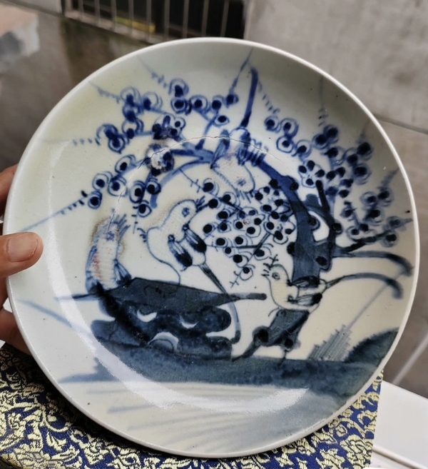 古玩陶瓷清中期青花釉里紅喜鵲登梅圖盤拍賣，當前價格1200元