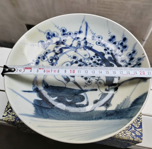 古玩陶瓷清中期青花釉里紅喜鵲登梅圖盤拍賣，當前價格1200元