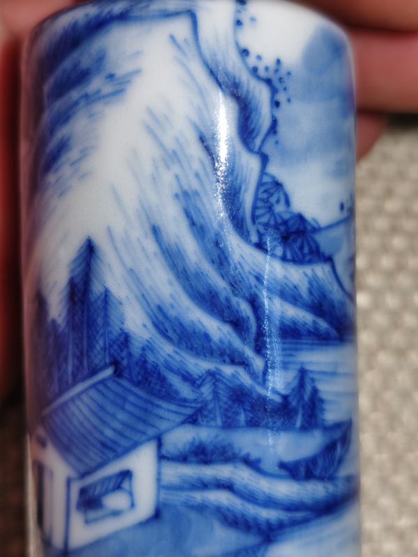 古玩陶瓷鼻煙壺拍賣,當前價格3500元