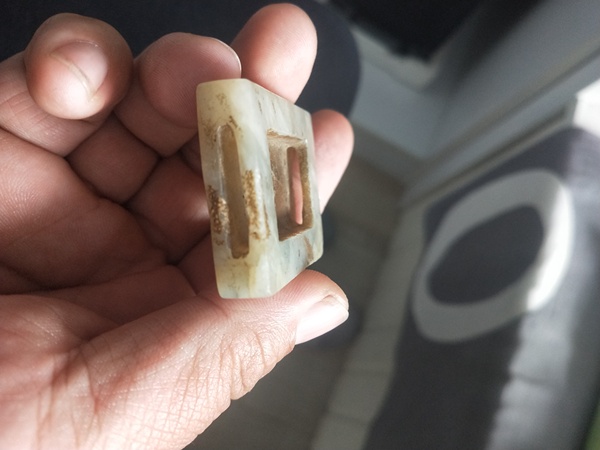 古玩玉器明代 白玉帶穿拍賣,當前價格5000元