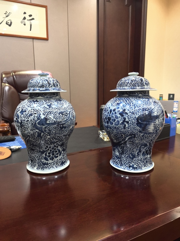 古玩陶瓷青花鳳穿牡丹圖將軍罐拍賣,當(dāng)前價格48888元