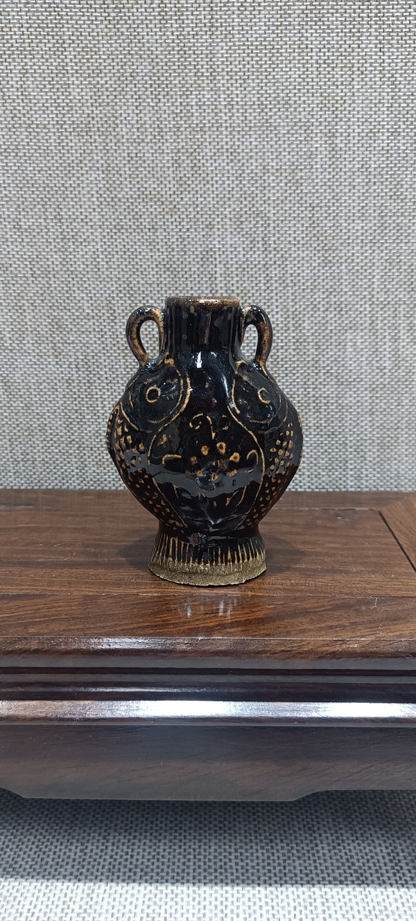 古玩轉(zhuǎn)賣(mài)清代,黑釉瓶拍賣(mài),當(dāng)前價(jià)格298元