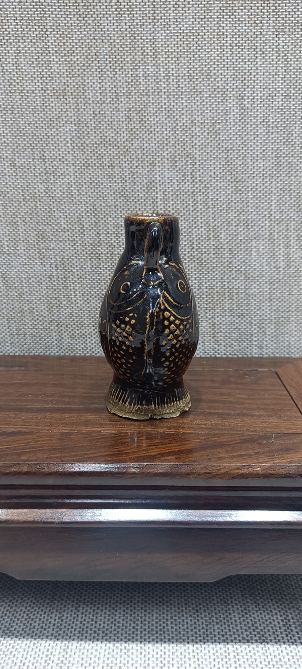 古玩陶瓷清代,黑釉瓶拍賣,當(dāng)前價格180元