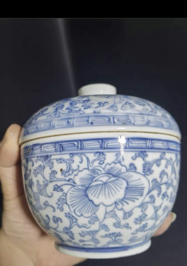 古玩陶瓷青花蓋缸拍賣,當(dāng)前價(jià)格4200元