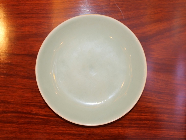 古玩陶瓷清嘉慶?豆青釉盤(款好)拍賣,當前價格618元
