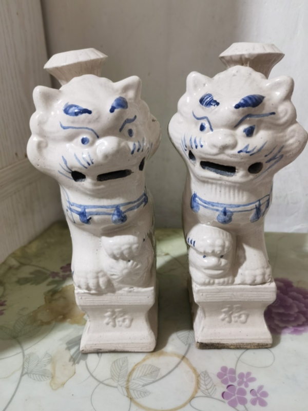 古玩陶瓷青花獅子擺件拍賣,當(dāng)前價(jià)格1200元