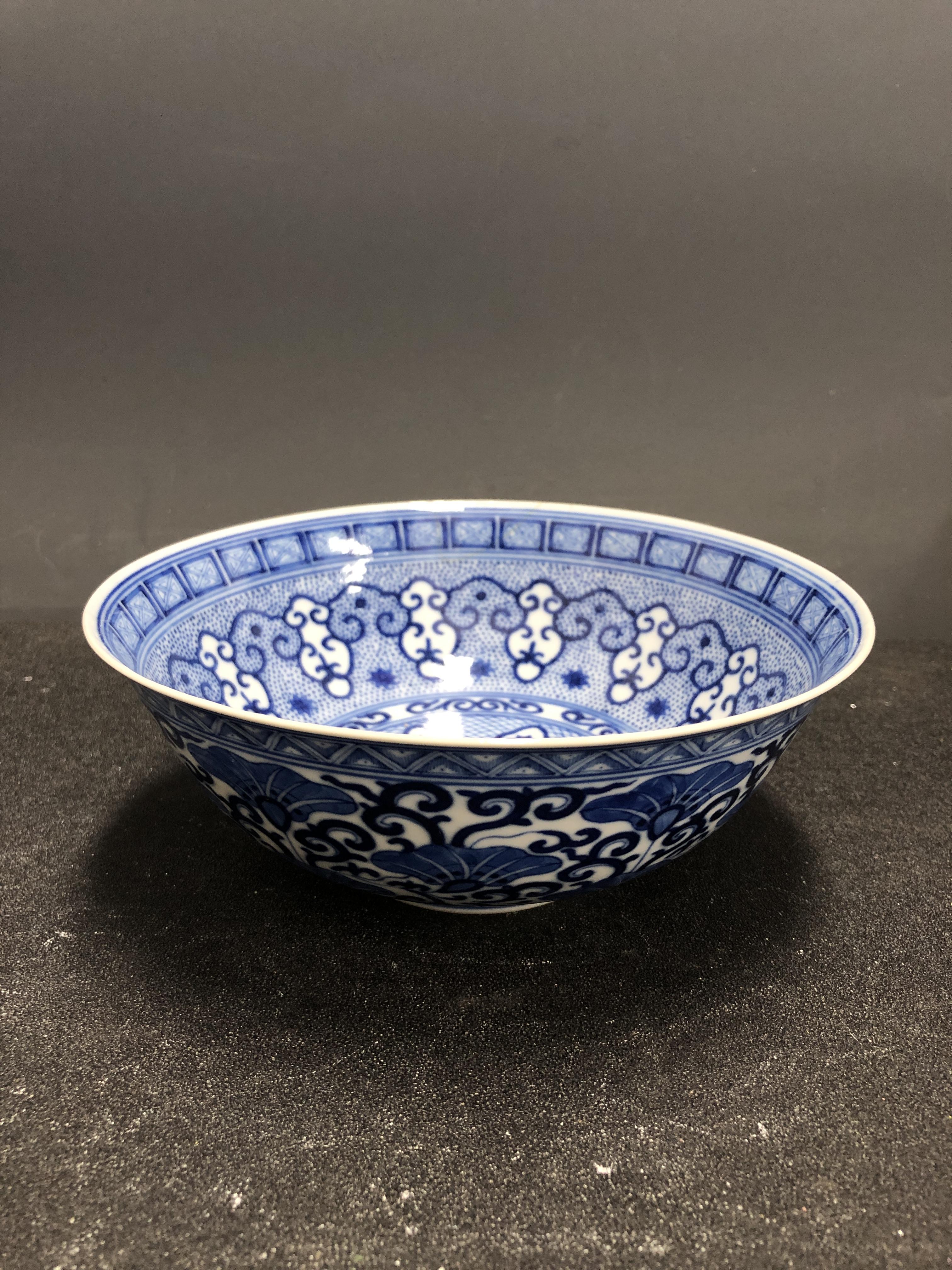 中国美術 堆朱 刻 纏枝蓮花紋 環 腕輪 装飾 φ8cm(LC509) 中国美術 堆朱 刻 纏枝蓮花紋 環 腕輪 装飾 φ8cm(LC509)