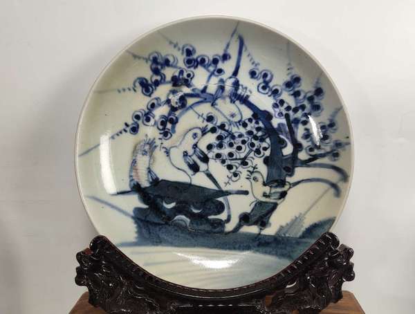 古玩陶瓷清中期青花釉里紅喜鵲登梅圖盤拍賣，當前價格1200元
