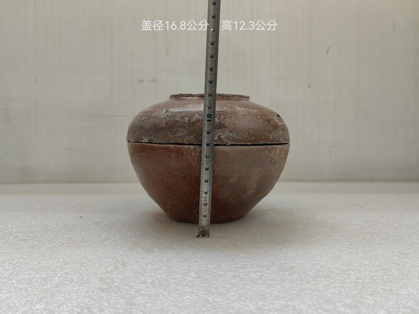 古玩陶瓷黃綠釉蓋盒拍賣,當前價格789元
