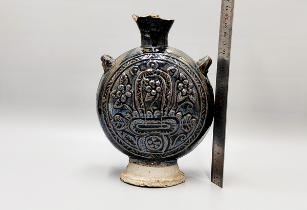 古玩陶瓷明清窯變釉福字花卉紋扁壺拍賣，當(dāng)前價(jià)格58元
