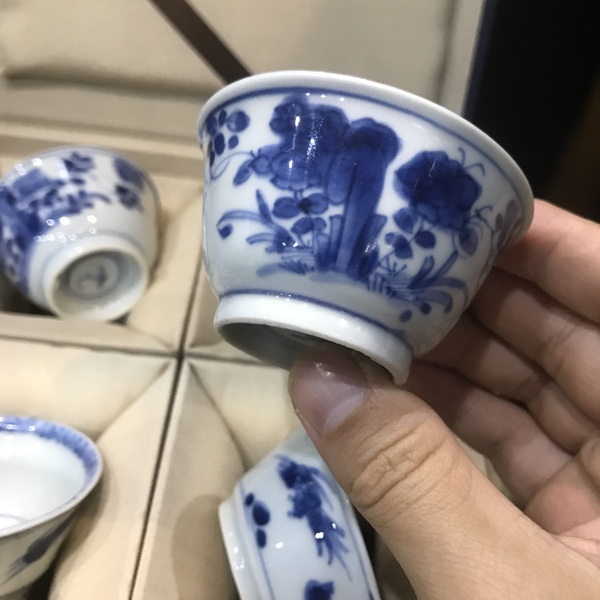 古玩陶瓷（精品品茗杯）清-康熙-錦雞牡丹-洞石花卉品茗杯各一對拍賣，當前價格3179元