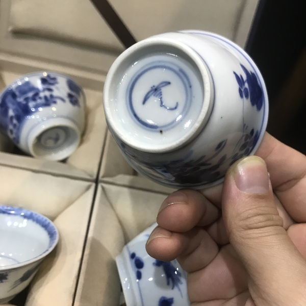 古玩陶瓷（精品品茗杯）清-康熙-錦雞牡丹-洞石花卉品茗杯各一對拍賣，當前價格3179元