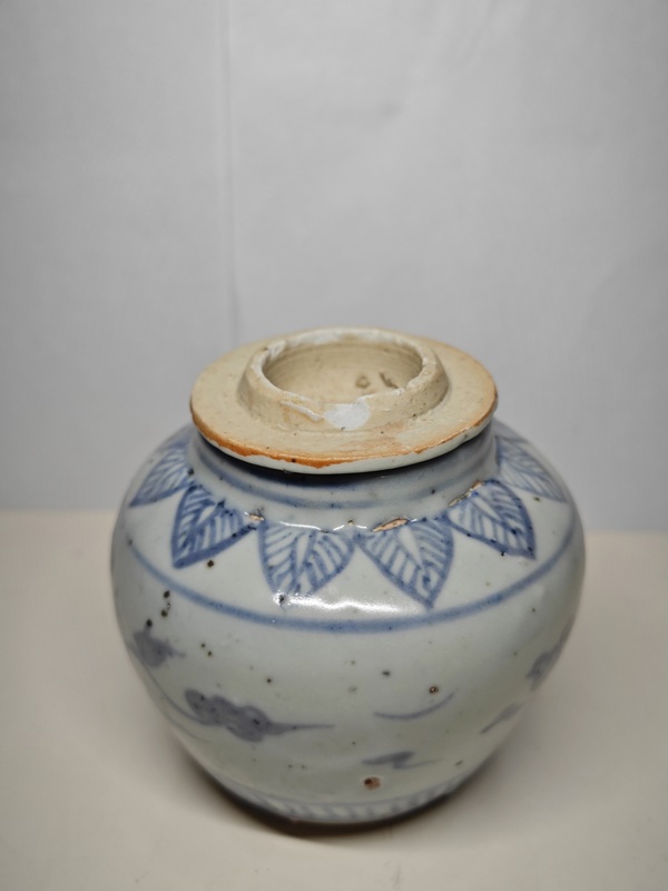 古玩陶瓷明中期青花纏枝花卉紋蓋罐拍賣,當前價格4567元