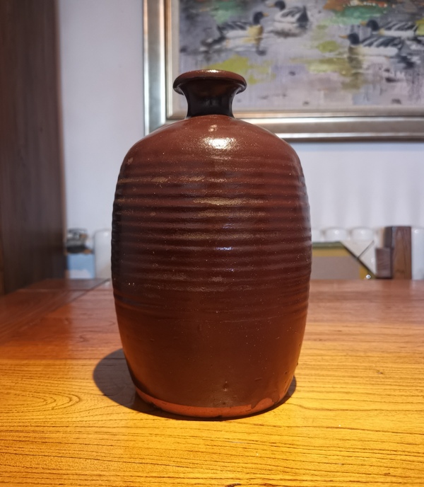 古玩陶瓷明代·醬釉弦紋梅瓶(公元1368-1644)拍賣,當前價格299元
