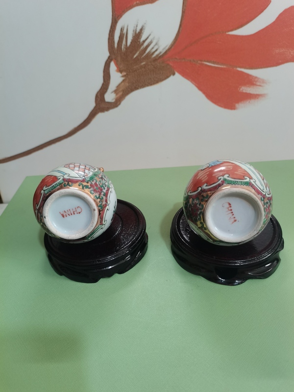 古玩陶瓷人物花鳥蝶紋廣彩瓶拍賣,當(dāng)前價格1280元