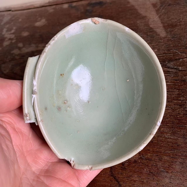 古玩陶瓷元代龍泉青瓷茶盞拍賣,當前價格199元