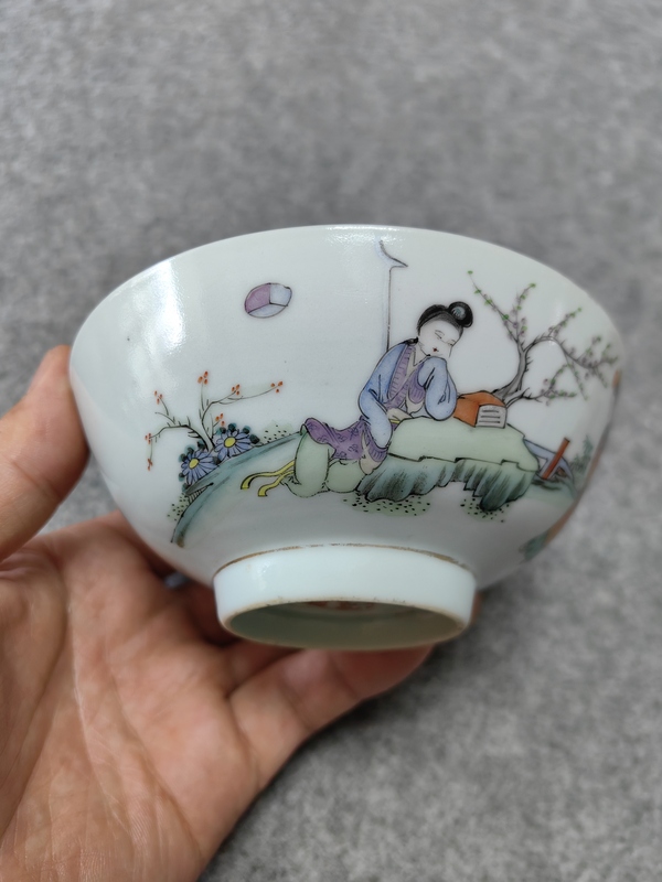 古玩陶瓷雙玉讀曲粉彩碗拍賣,當前價格1800元