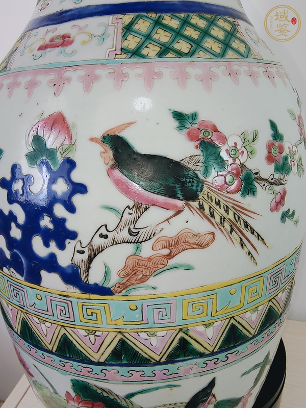 古玩陶瓷清晚·粉彩花鳥博古紋瓶真品鑒賞圖