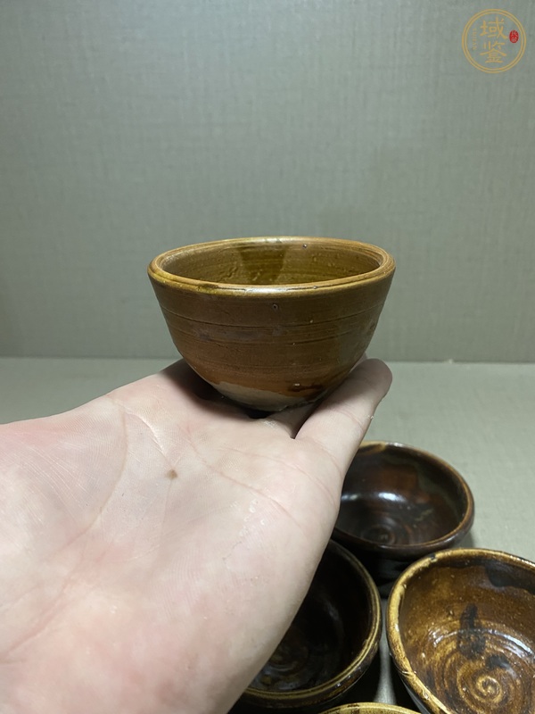 古玩陶瓷褐釉茶盞真品鑒賞圖