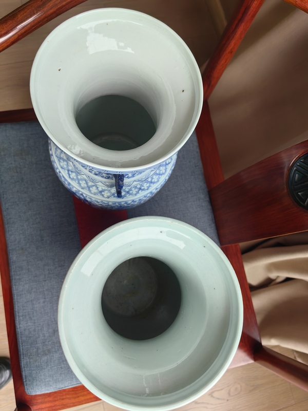 古玩陶瓷纏枝花囍字紋青花瓶拍賣,當前價格12600元