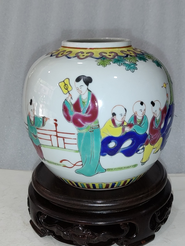 古玩陶瓷粉彩教子圖人物紋罐拍賣,當前價格680元