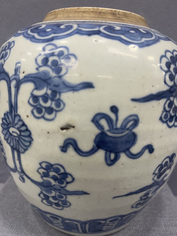 古玩陶瓷清康熙花卉紋青花罐拍賣,當(dāng)前價(jià)格5500元