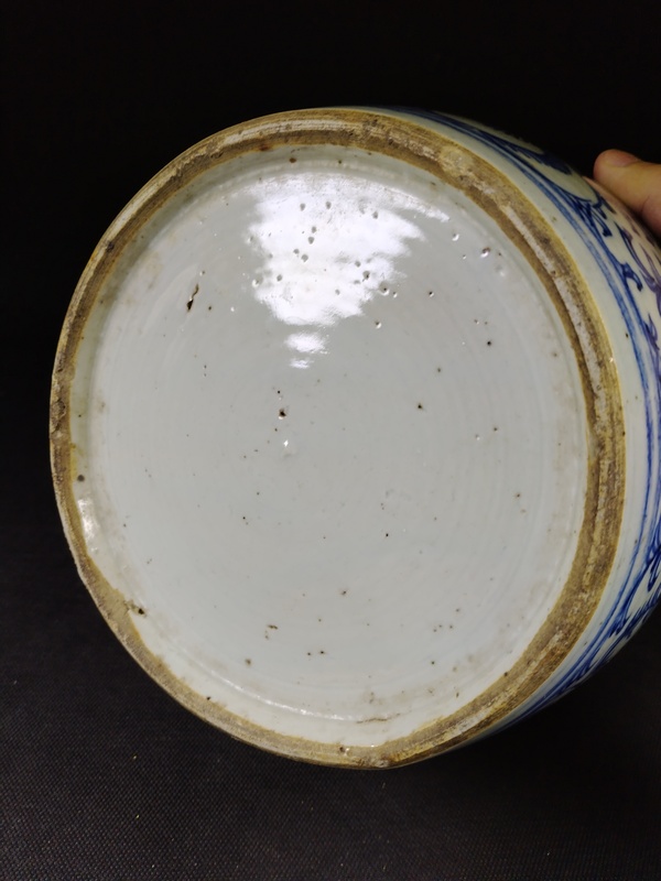 古玩陶瓷清中期嘉道纏枝蓮三喜超大罐（高23cm）拍賣，當前價格800元