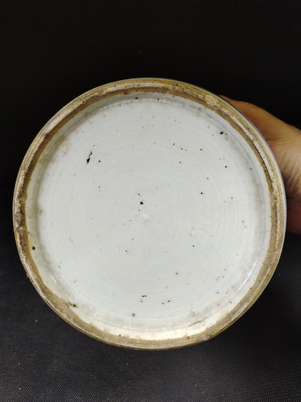 古玩陶瓷清中期嘉道纏枝蓮三喜超大罐（高23cm）拍賣，當前價格800元
