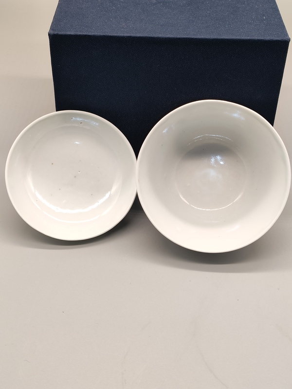 古玩陶瓷民國,美品描金花卉紋蓋碗拍賣,當(dāng)前價(jià)格900元