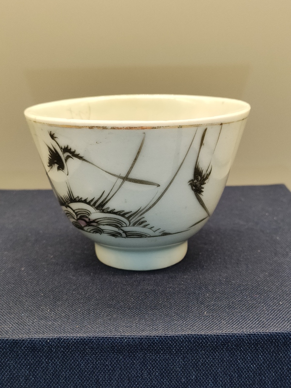 古玩陶瓷清末民初,粉彩海晏河清圖仰鐘杯拍賣,當(dāng)前價(jià)格460元