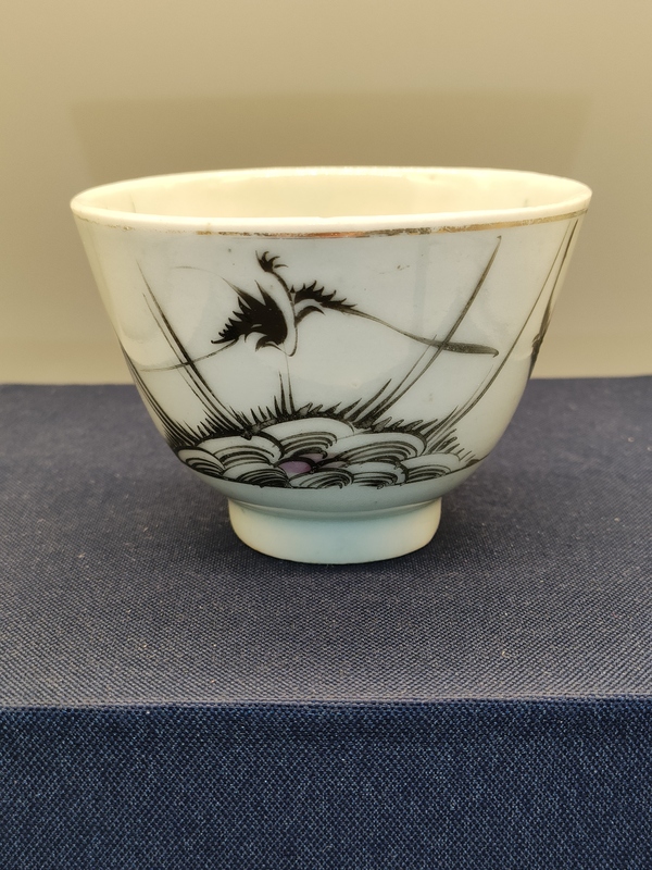 古玩陶瓷清末民初,粉彩海晏河清圖仰鐘杯拍賣,當(dāng)前價(jià)格460元