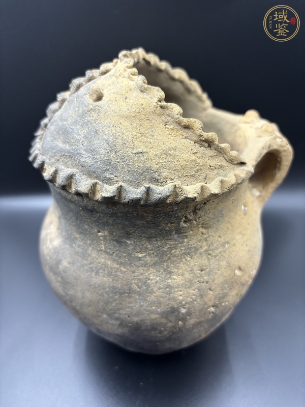 古玩陶瓷文化期·鸮面陶罐真品鑒賞圖