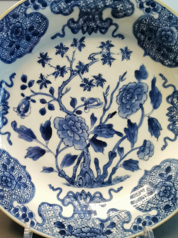 古玩陶瓷康熙頂級翠毛藍青花花卉紋折沿盤拍賣,當前價格2980元