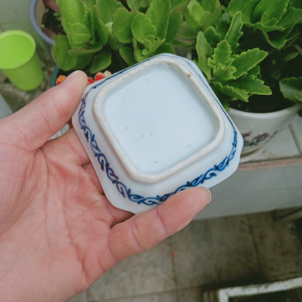 古玩陶瓷清代青花團(tuán)鳳紋筆舔拍賣,當(dāng)前價(jià)格580元