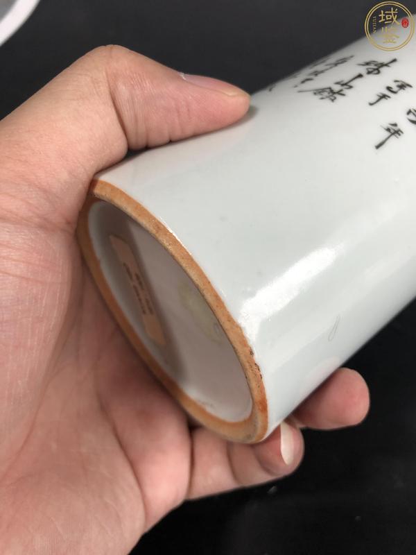 古玩陶瓷御窯廠大師安少山淺絳彩花鳥(niǎo)紋筆筒拍賣(mài),當(dāng)前價(jià)格3980元