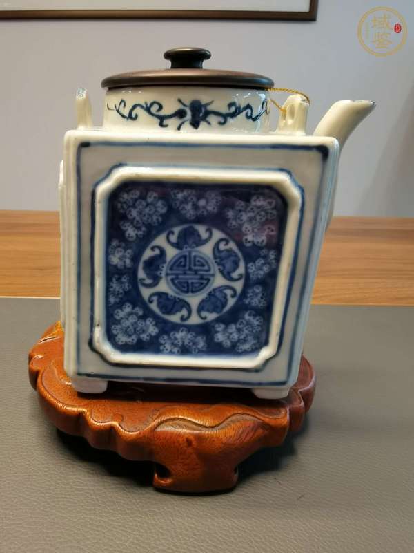 古玩陶瓷清中·青花五福捧壽紋壺真品鑒賞圖