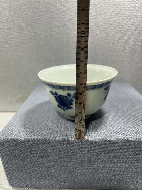 古玩陶瓷清乾隆花卉紋青花杯拍賣，當(dāng)前價格2800元