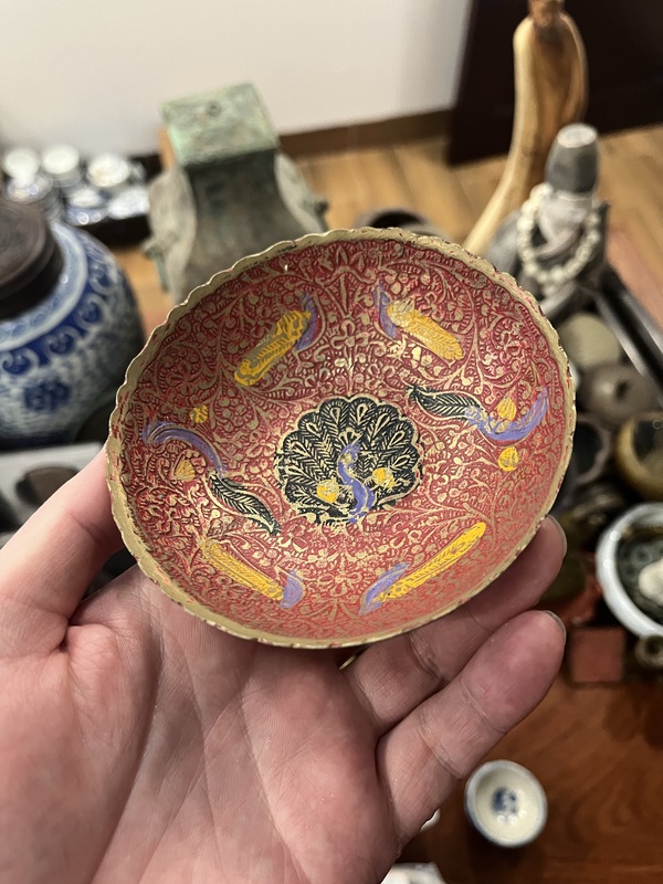 古玩雜項(xiàng)民國刻畫填彩銅碗拍賣,當(dāng)前價(jià)格199元