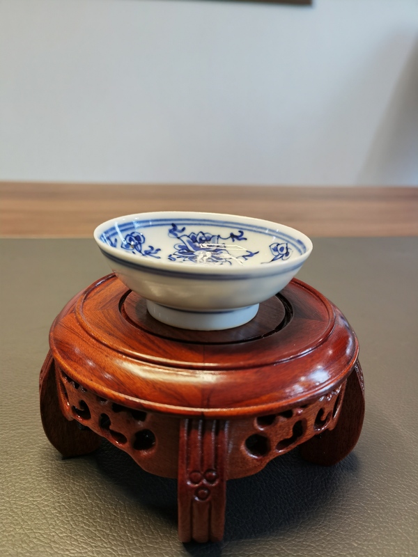 古玩陶瓷大清光緒年製本朝官窯款青花纏枝花卉紋筆添拍賣,當前價格1280元