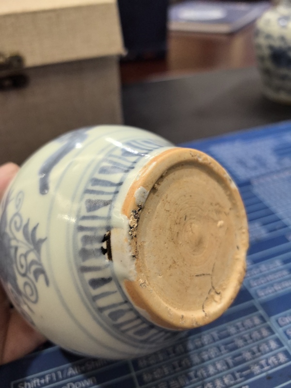 古玩陶瓷青花花卉人物紋蓋罐拍賣,當前價格13800元