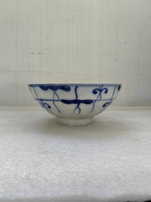 古玩陶瓷青花靈芝花卉紋茶碗拍賣,當(dāng)前價格260元